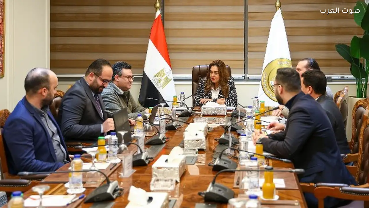 وزيرة التنمية المحلية تبحث مع شركة (بنتا بي) إنشاء منظومة ذكية لدعم اتخاذ القرار