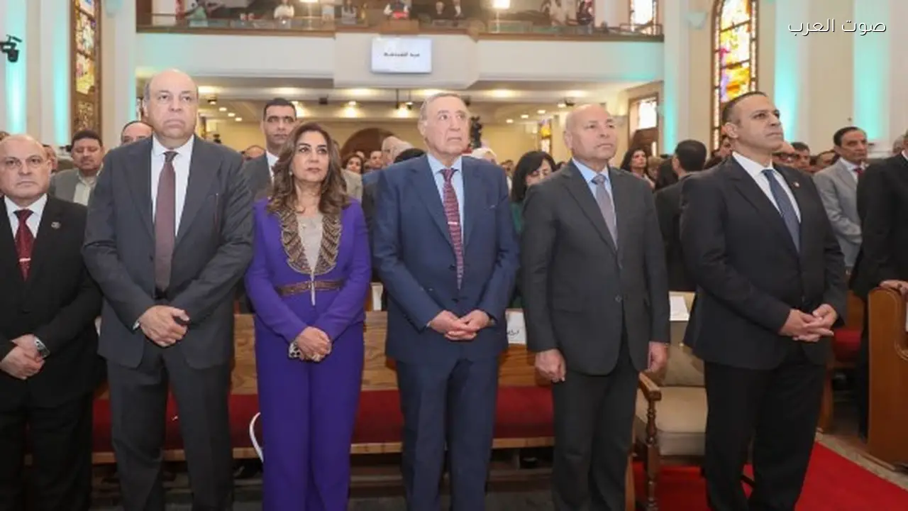 وزيرة التنمية المحلية تحضر احتفالية عيد القيامة للطائفة الإنجيلية