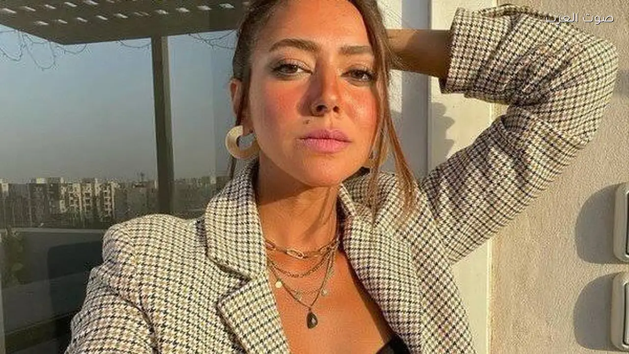 وفاة مفاجئة تحزن الفنانة هند عبد الحليم