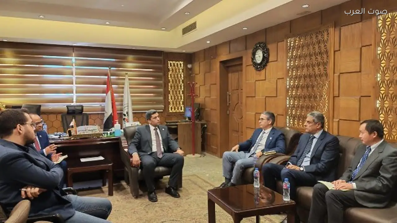 وفد صيني يزور “الزراعة” لبحث تطوير الحجر الزراعي