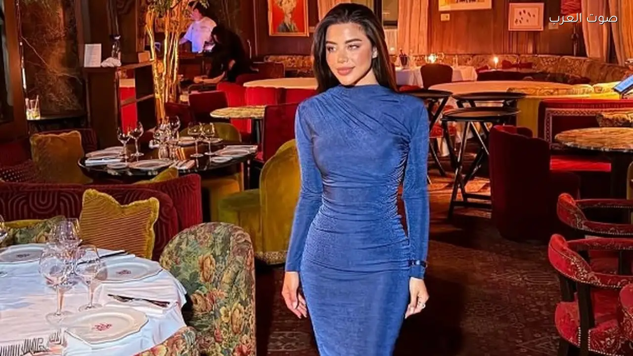 يارا السكري تبرز بإطلالة فستان مجسم على إنستجرام