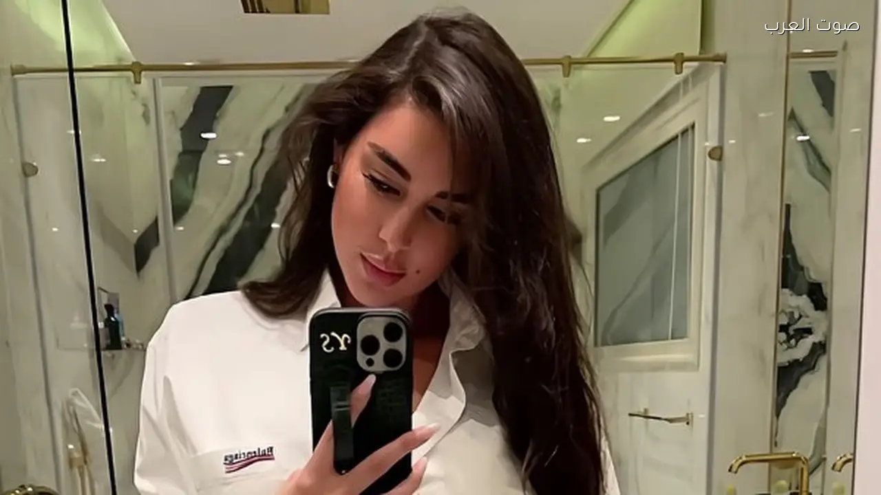 ياسمين صبري تتألق بإطلالة كاجوال جديدة