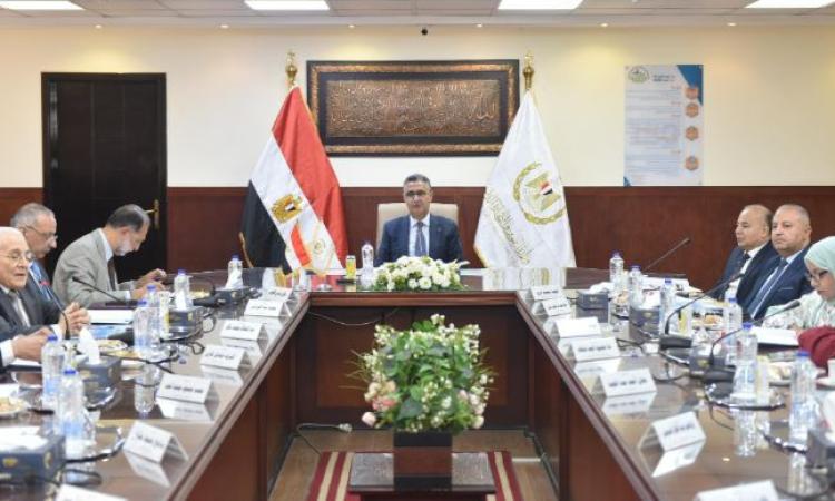 وزير التموين يترأس اجتماع الجمعية العامة للشركة المصرية القابضة للصوامع