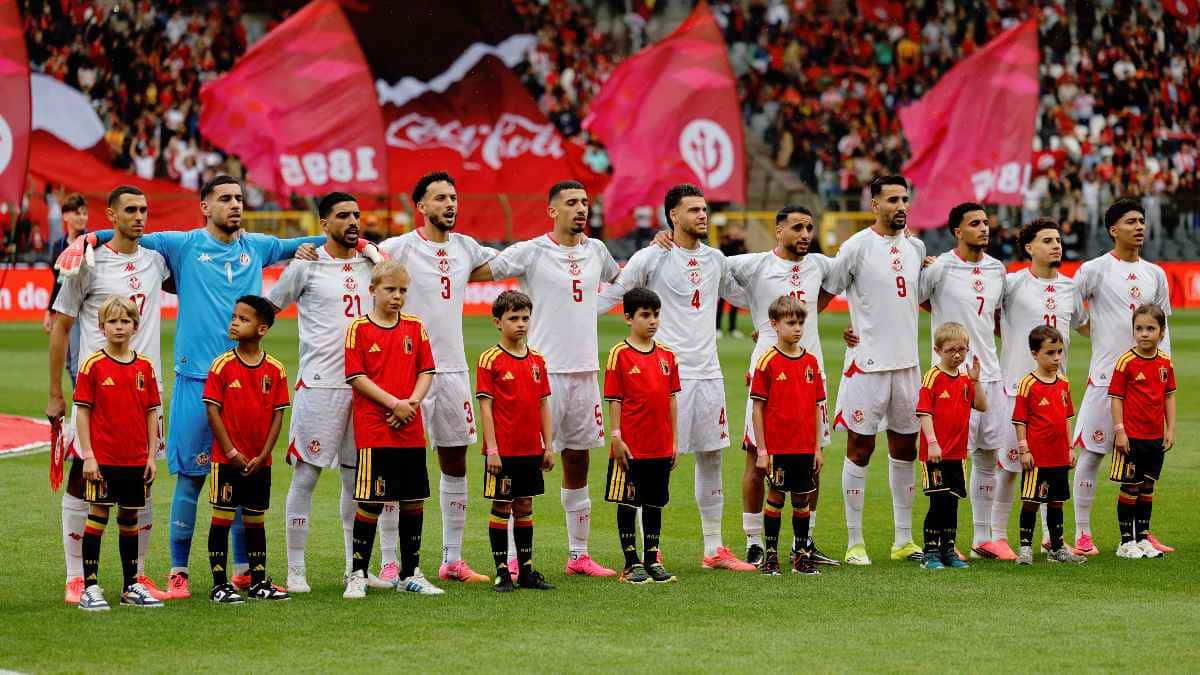 7 مدافعين وبلا هجوم.. لماذا اختار اللموشي أغرب تشكيلة لمواجهة تونس ضد السويد؟