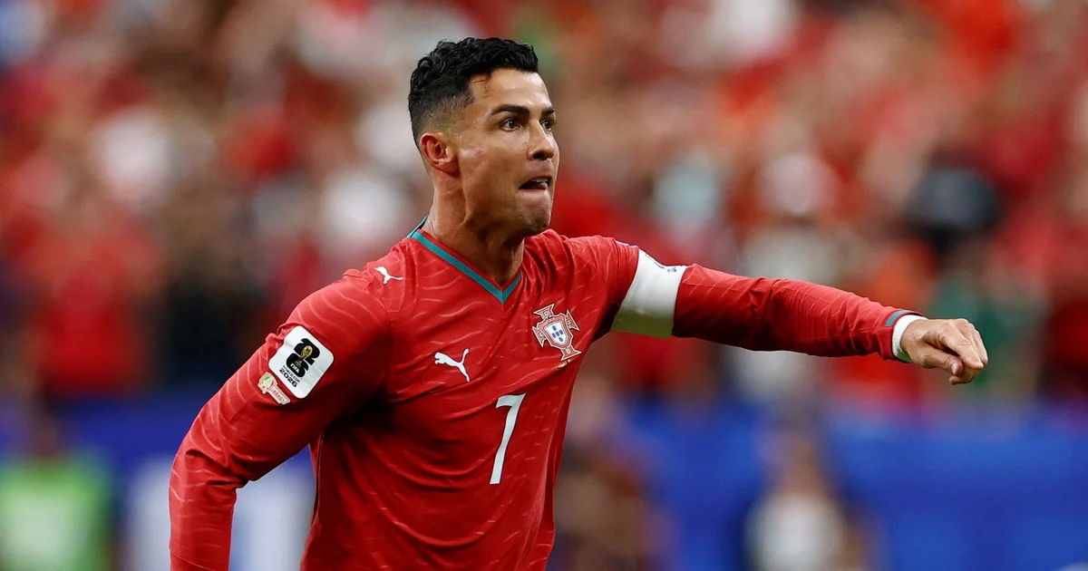 Bồ Đào Nha 5-0 Uzbekistan, bảng K World Cup 2026: Messi gọi, Ronaldo trả lời