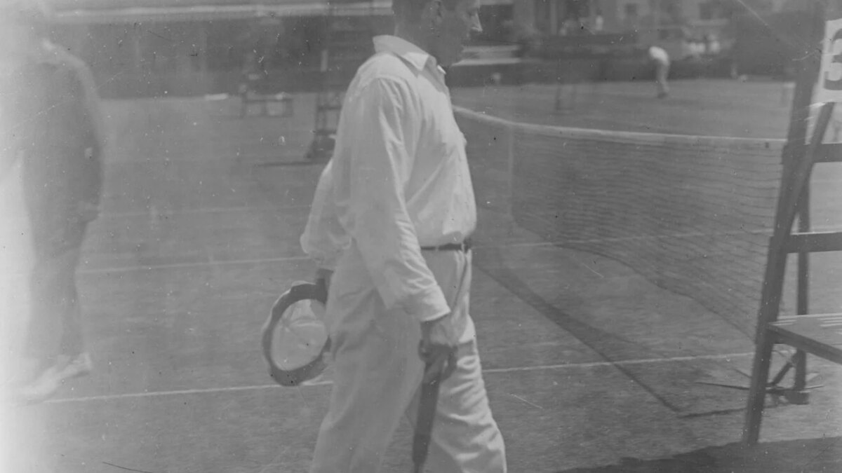 He was the first ever American man to win the Queen’s title over 120 years ago