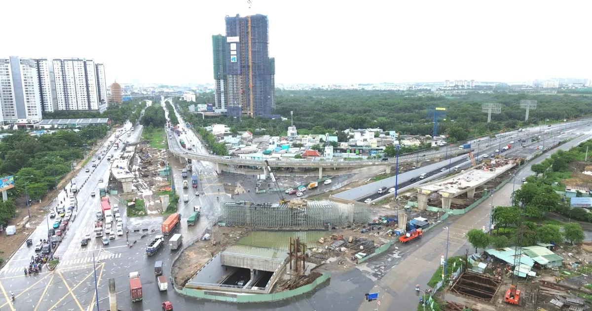 Ho-Chi-Minh-Stadt: Viele Abschnitte des Autobahnkreuzes An Phu werden ab Juli 2026 für den Verkehr freigegeben.
