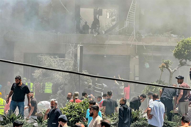 Israël annonce avoir mené des frappes sur le sud de Beyrouth
