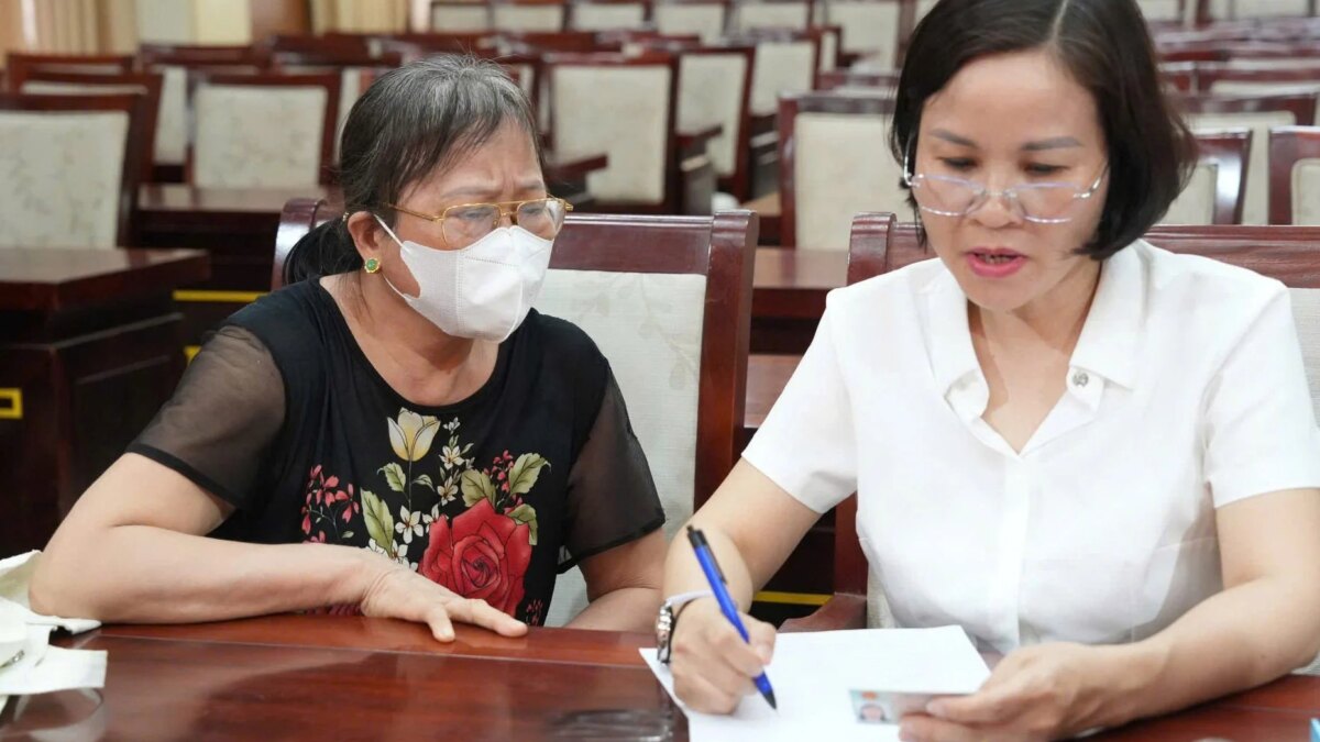 Không để quyền lợi người hưởng bảo hiểm xã hội bị gián đoạn