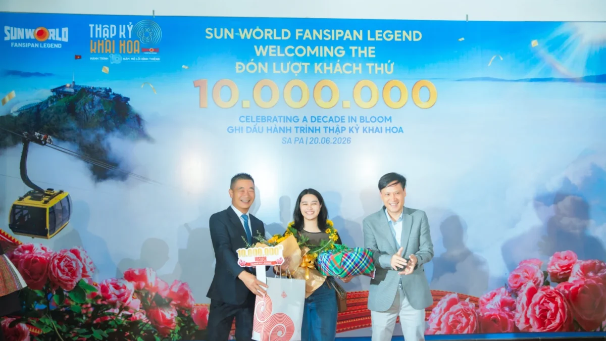 Le parc aquatique Sun World Fansipan Legend accueille officiellement son 10 millionième visiteur.