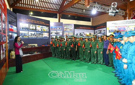 Pentingnya kegiatan ekstrakurikuler di pameran “Reviving Dead Lands”.
