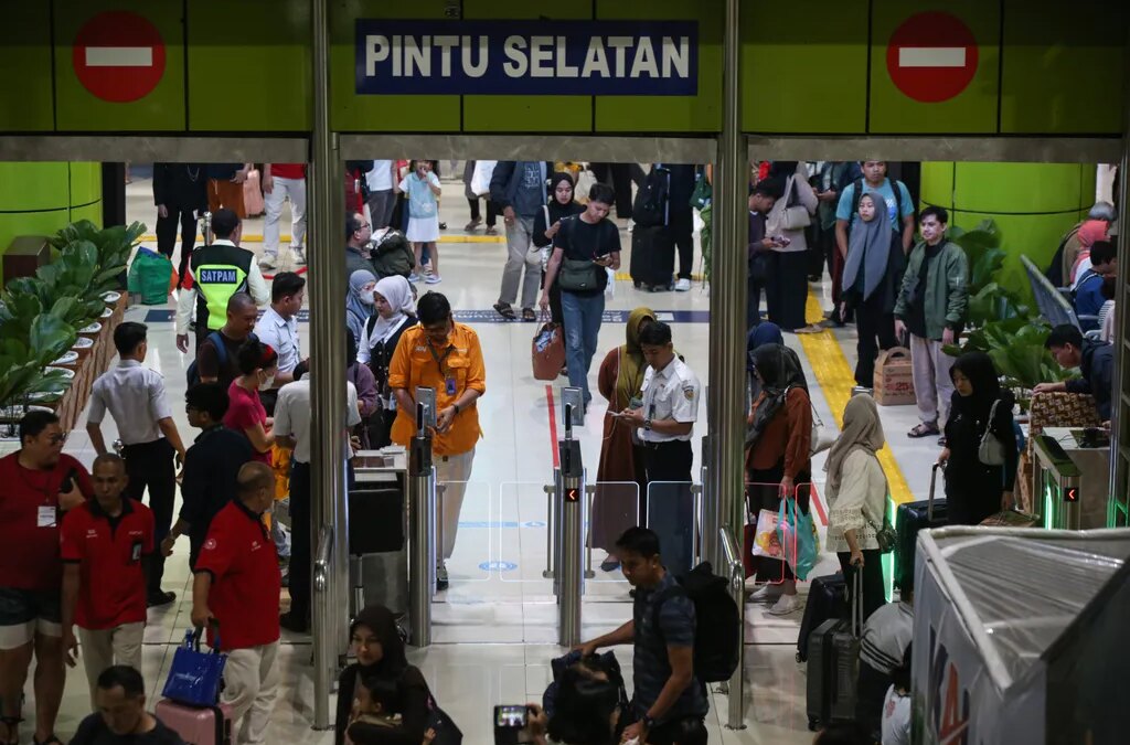 Stasiun Gambir Akan Kembali Layani Penumpang KRL, Bagaimana Perencanaannya?