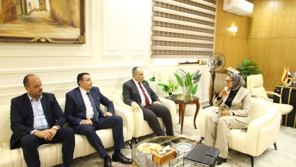 أخبار الوادي الجديد| المحافظ تلتقي قيادات فرع هيئة الرقابة الإدارية.. وتستقبل وفد مركز المعلومات ودعم اتخاذ القرار