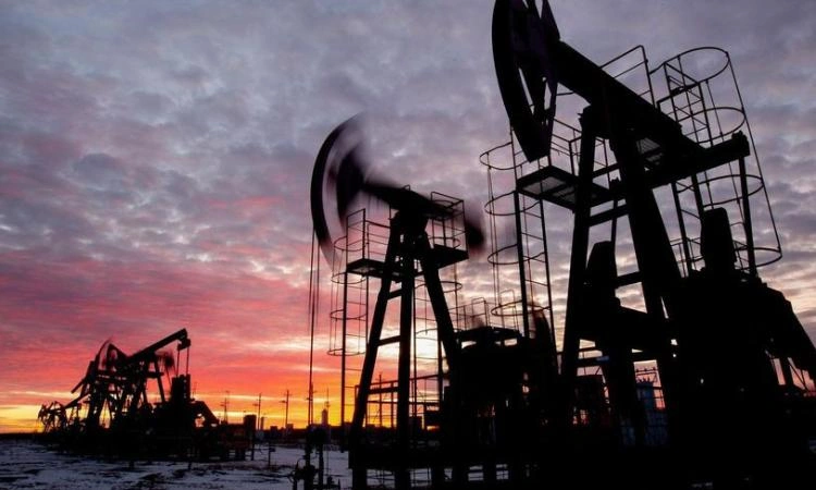 أسعار النفط ترتفع 1.35% مع تجدد التوترات الجيوسياسية