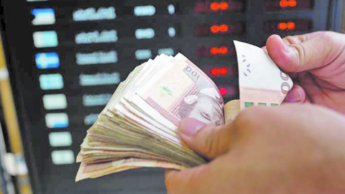 أسعار صرف أهم العملات الأجنبية اليوم الاثنين