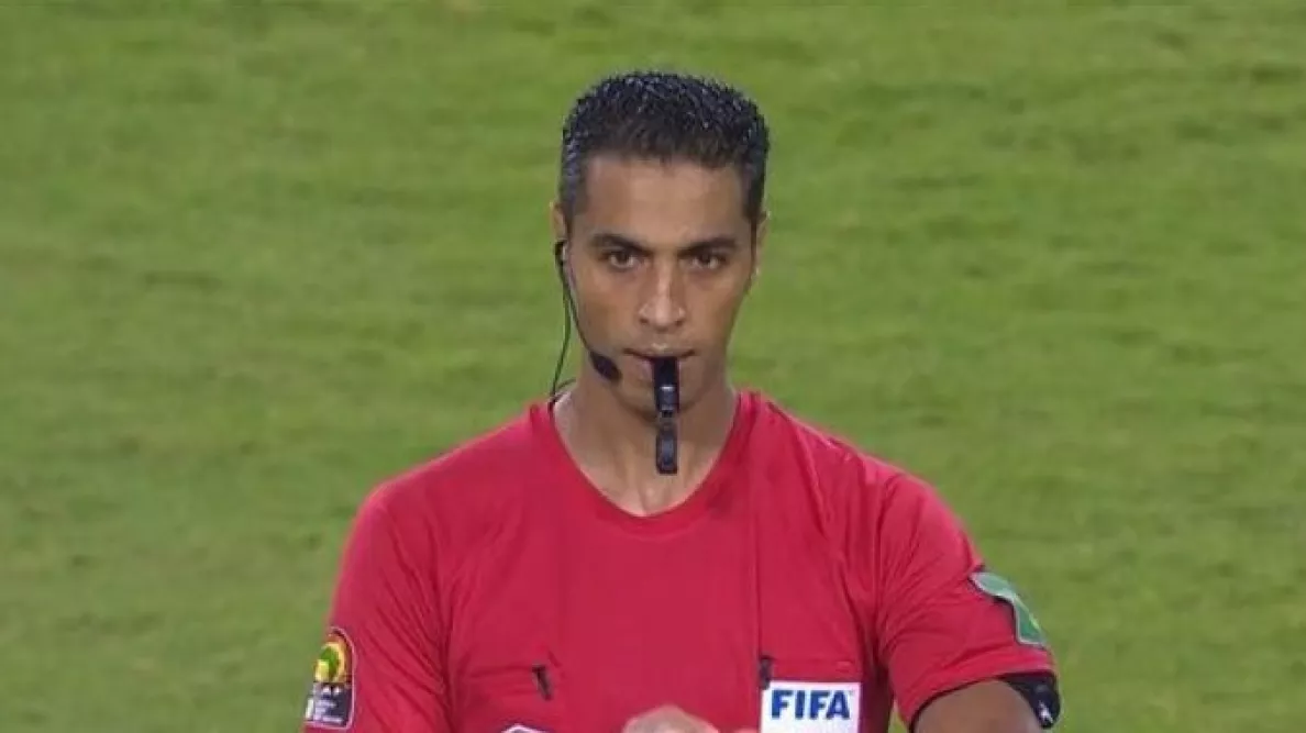 أمين عمر وأبو الرجال وطه يقودون طاقم حكام الأرجنتين والنمسا