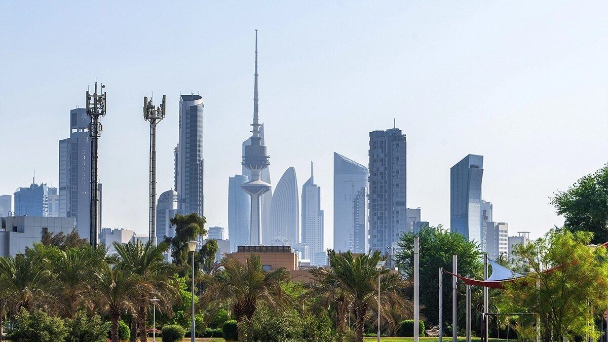 إطار تنظيمي جديد يتيح إقامة تصل إلى 15 سنة للمستثمرين الأجانب