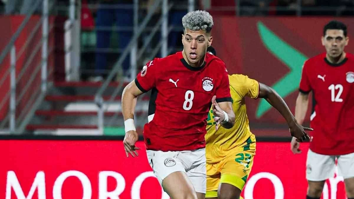 إمام عاشور يقتحم قائمة تاريخية مع منتخب مصر في كأس العالم