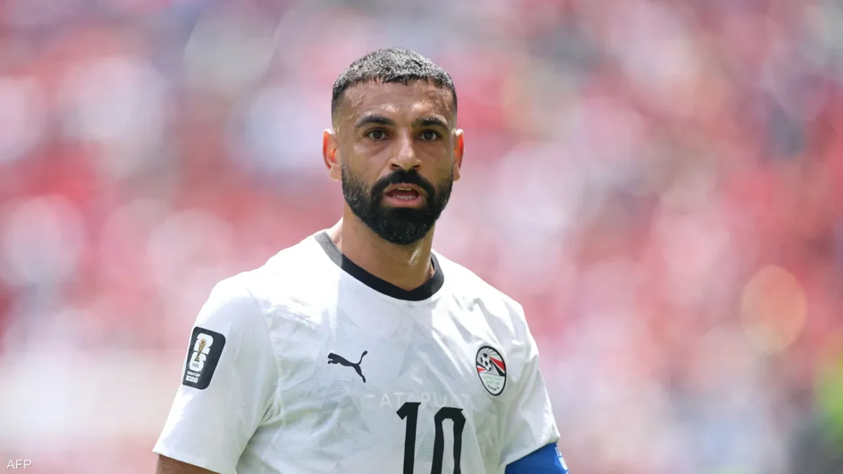 إنفانتينو يهنئ صلاح بعيد ميلاده ويشيد بدوره