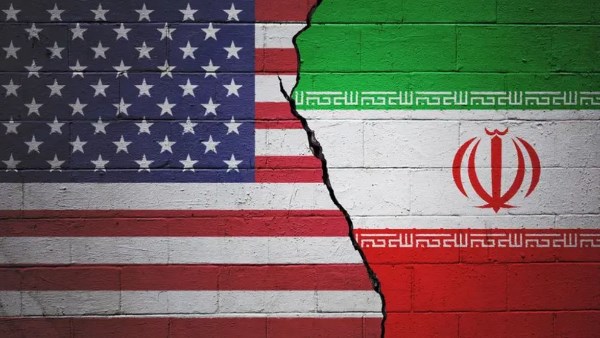 إيران: إعفاء مؤقت لمدة 60 يوما لعبور السفن قبل بدء نظام الرسوم في مضيق هرمز