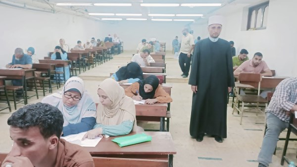 استمرار الاختبارات التحريرية المركزية للمسابقة العالمية الثالثة والثلاثين للقرآن الكريم
