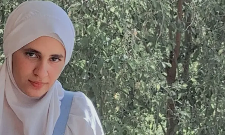 الأولى على إعدادية الأزهر بقنا.. مريم عماد: أحلم بأن أصبح طبيبة قلب وأكمل حفظ القرآن