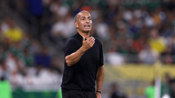 الاتحاد التونسي لكرة القدم يعتزم إقالة المدير الفني للمنتخب الأول
