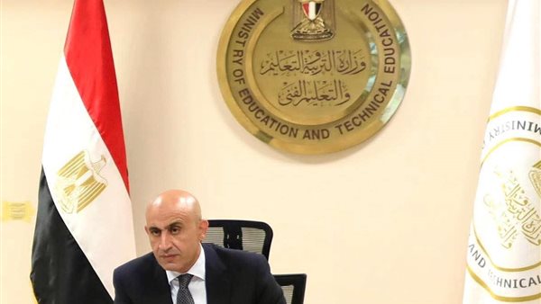 “التعليم” تصدر توضيحا هاما بشأن قانون إنهاء خدمة المعلمين عند بلوغ سن التقاعد