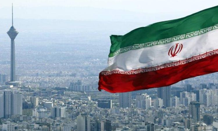 التلفزيون الإيراني يعلن رسميا التوصل لاتفاق مع الولايات المتحدة