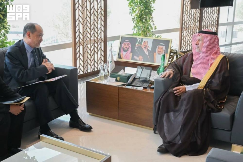 الدكتور عبدالله الربيعة يلتقي سفير بروناي دار السلام لدى المملكة