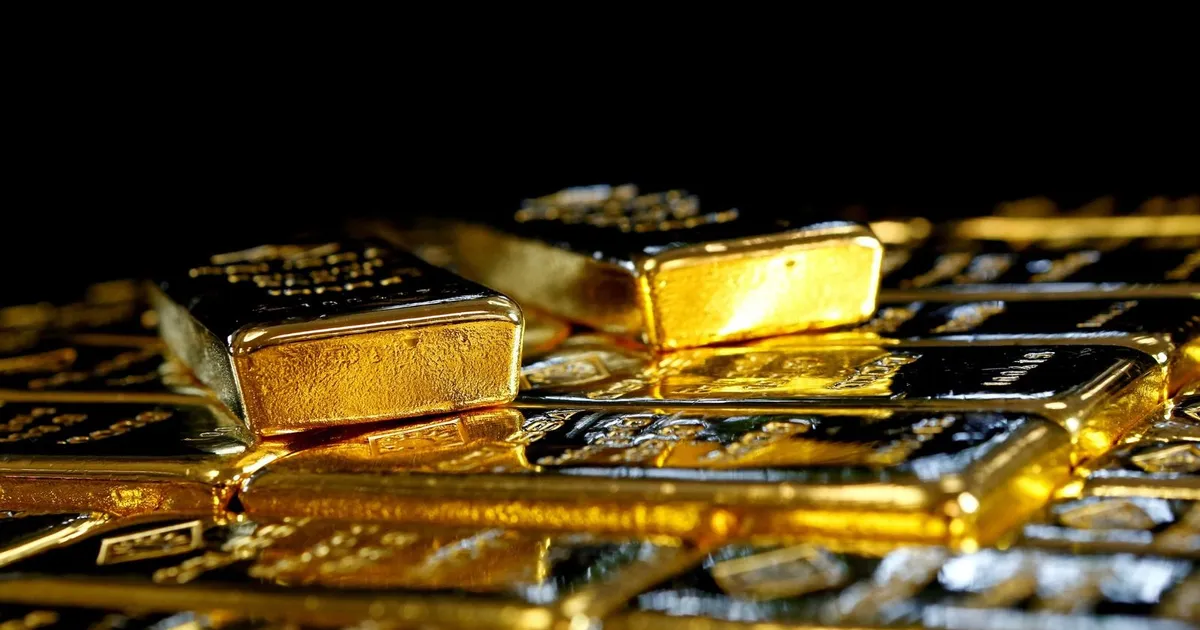الذهب يهبط مع تصاعد مخاوف التضخم واحتمالات رفع الفائدة الأميركية