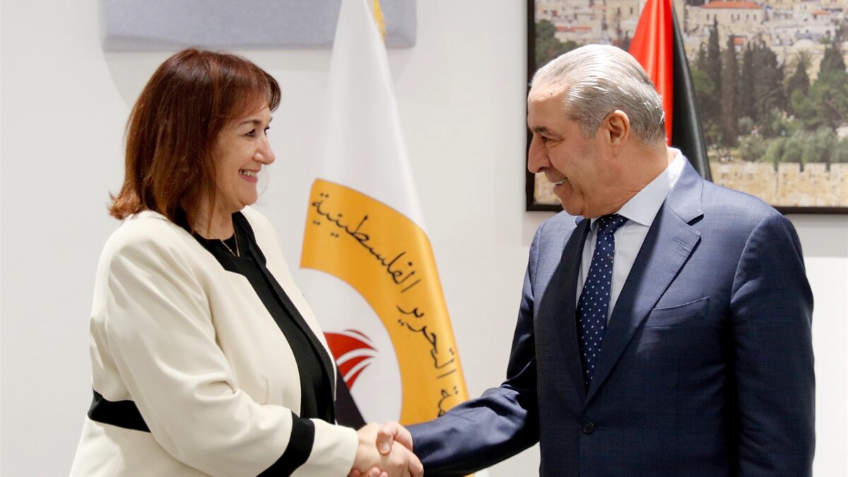 الشيخ يستعرض مع وفد أوروبي تطورات الأوضاع الفلسطينية وجهود إحياء المسار السياسي