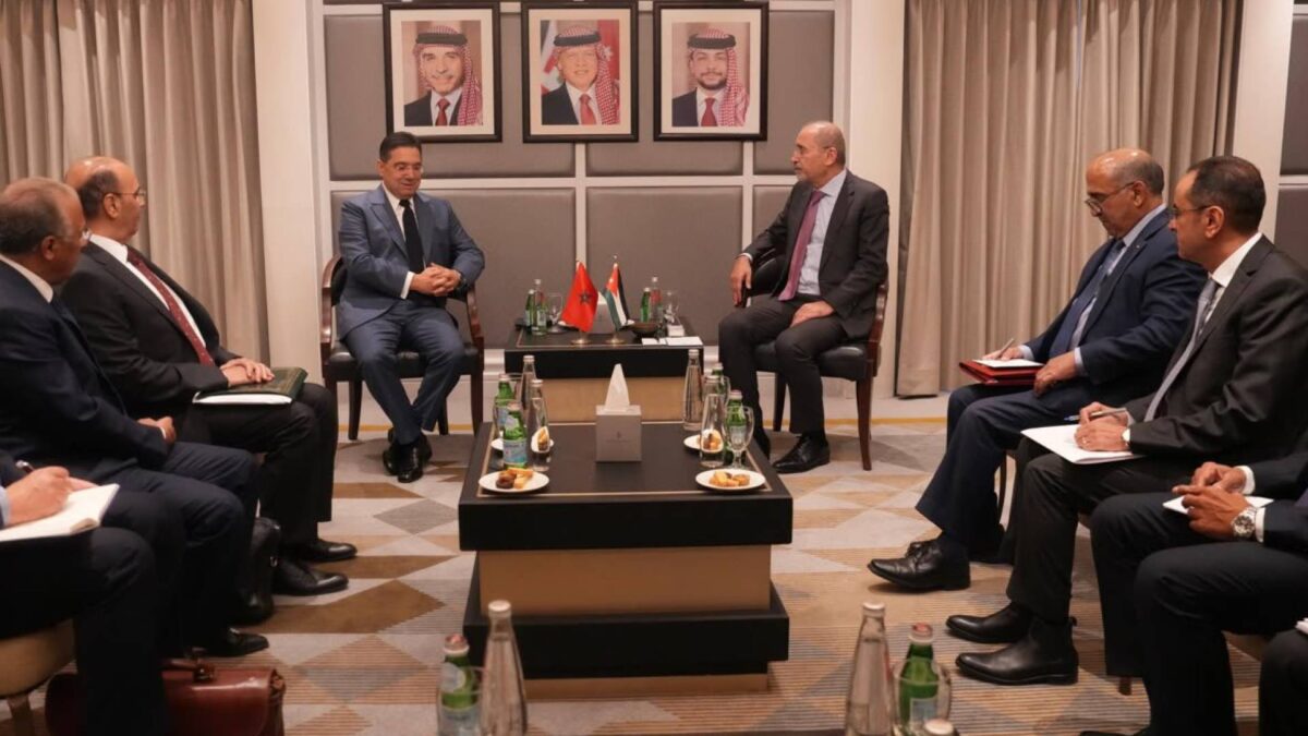 الصفدي ونظيره المغربي يبحثان تعزيز التعاون المشترك وقضايا المنطقة