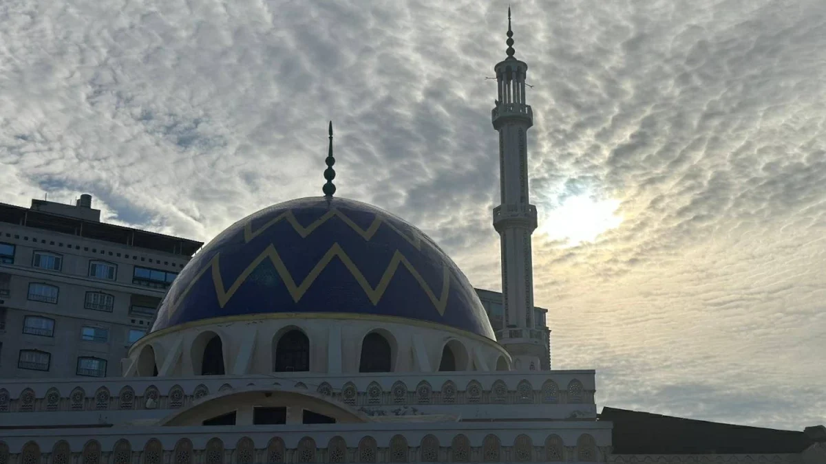 «العشاء 9:33 مساء».. تعرف على مواقيت الصلاة اليوم الثلاثاء أول أيام العام الهجري 1448 بمحافظة بورسعيد