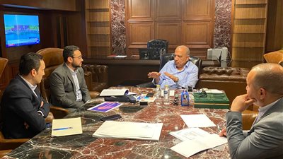 الكهرباء: الإسراع فى تنفيذ المشروعات والالتزام بالمخطط الزمنى والتوسع فى أنظمة تخزين الطاقة