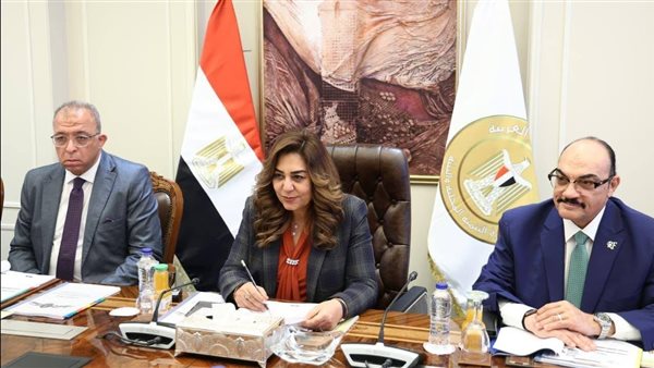 اللجنة العليا للقيادات بوزارة التنمية المحلية تواصل المقابلات الشخصية للمتقدمين للوظائف القيادية