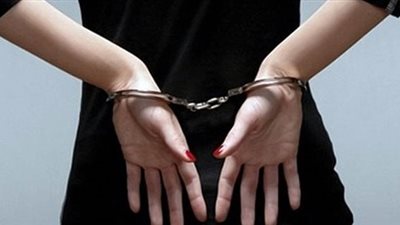 المشاهدات مقابل السقوط.. القبض على صانعة محتوى بسبب فيديوهات خادشة