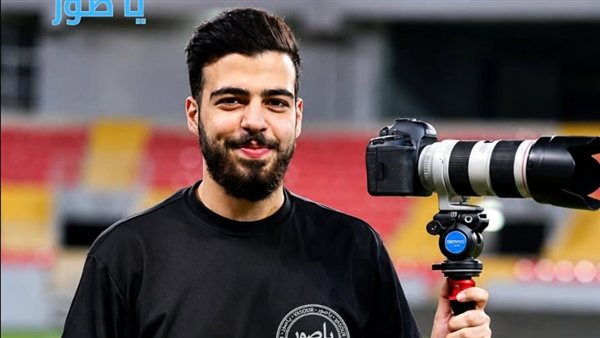 المصوّر “علي عبد الرحمن” كان مغتربًا في العراق لخمس سنوات، جاء وقت الحرب وأبى إلّا أن يكون إلى جانب إخوته ليرتقي قبل أيّام