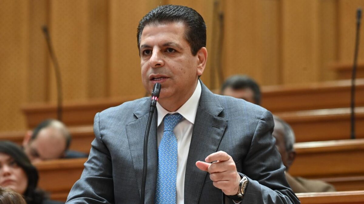 النائب محمود سامي: أرقام الموازنة مبنية على افتراضات غير واقعية