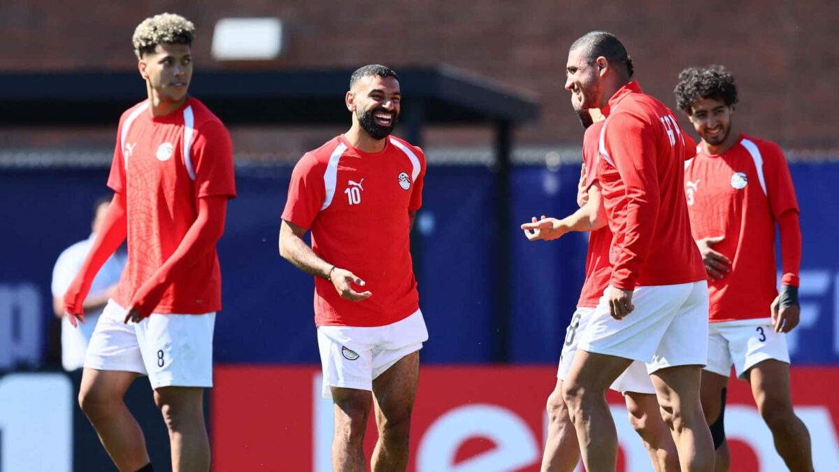 النصيحة الأخيرة.. ماذا طلب صلاح من لاعبي مصر قبل مواجهة بلجيكا؟