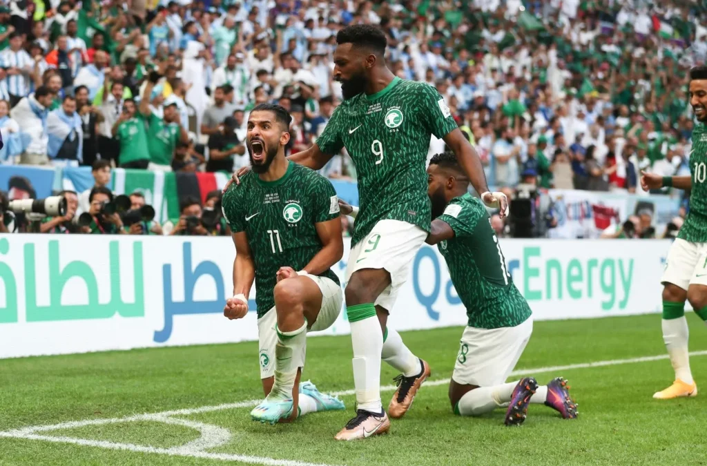 بذكريات التانجو.. كم لاعبًا من جيل قطر 2022 في قائمة السعودية لمونديال 2026؟