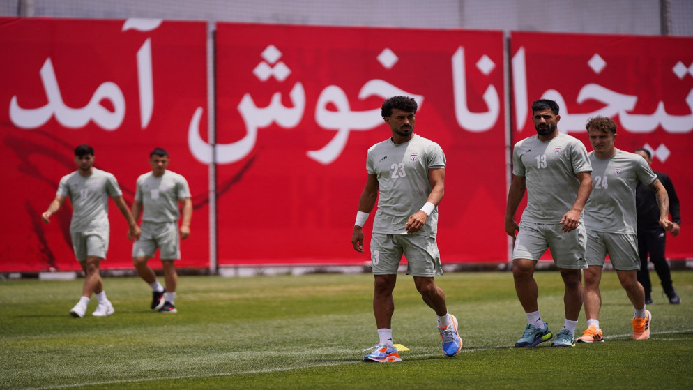 تحديات سياسية وظهور مرتقب في مونديال 2026