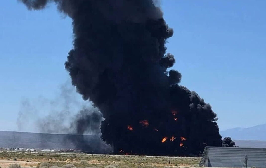 تحطم قاذفة أمريكية من طراز بي‑52 بعد إقلاعها من قاعدة جوية في كاليفورنيا