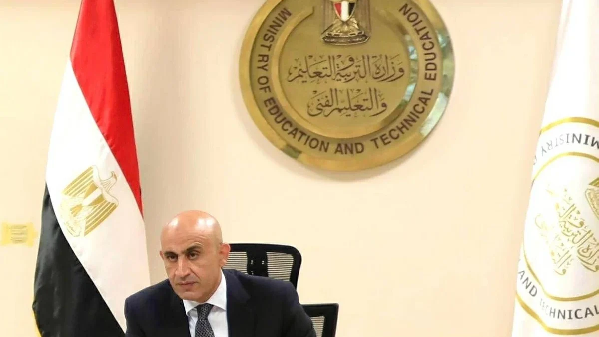 تخصيص باب مستقل لكل لجنة للدخول والخروج..قرارات عاجلة من وزير التعليم قبل انطلاق امتحانات الثانوية العامة 2026