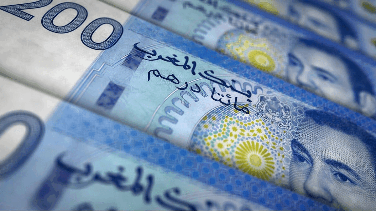 تقرير التجاري للأبحاث : الدولار يرتفع مقابل الدرهم ويستقر عند 9.27 دراهم