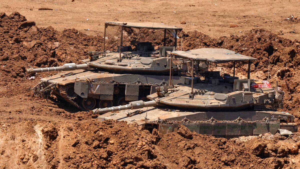 جيش الاحتلال يزعم استهداف شخصين اجتازا المنطقة الأمنية جنوبي لبنان