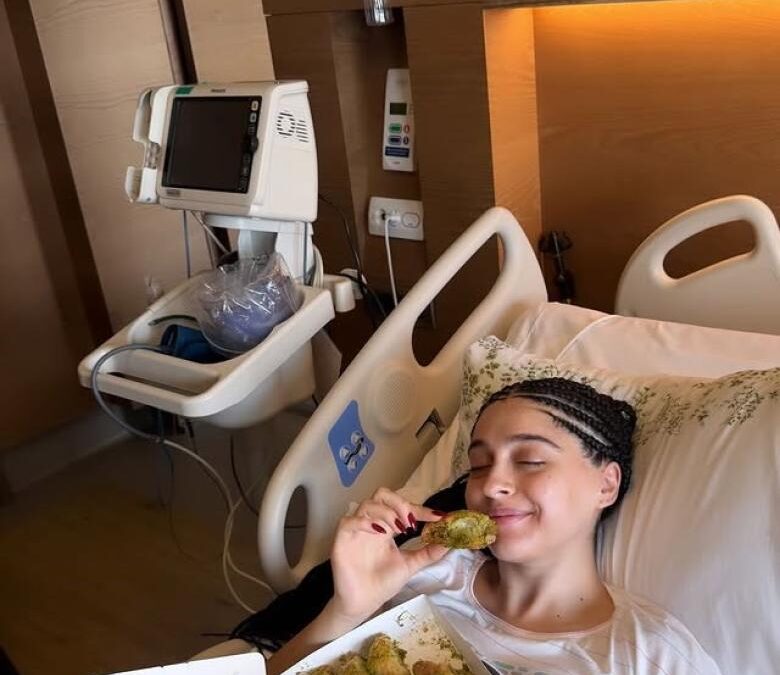 جيمري بايسال تطمئن جمهورها بعد عملية جراحية