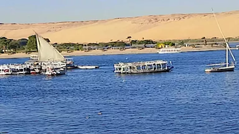 حالة الطقس غدًا الثلاثاء.. الأرصاد: رياح نشطة وأتربة مثارة على بعض الم