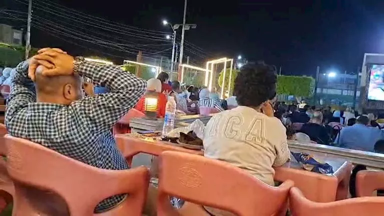 حزن وصمت يخيم على مشجعين بني سويف بعد هدف التعادل مع بلجيكا (صور)