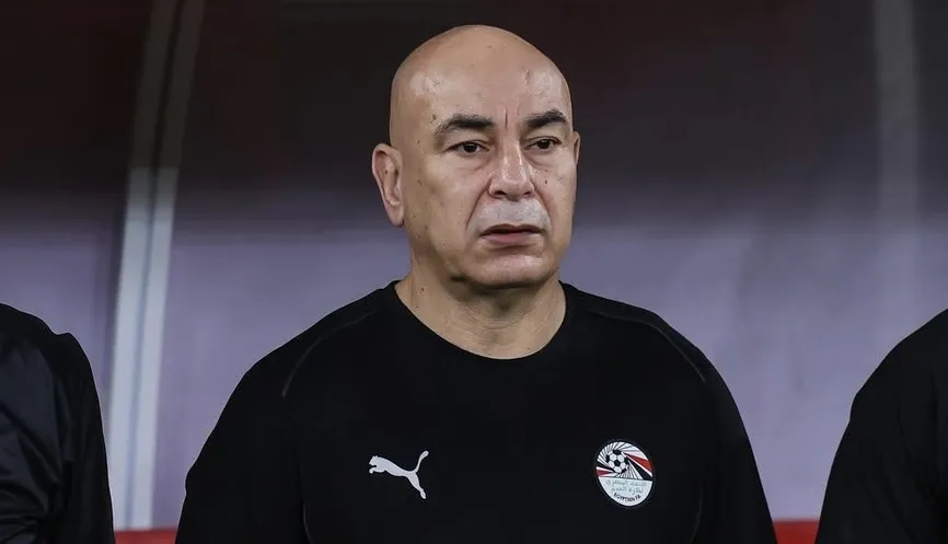 حسام حسن يحاضر لاعبي المنتخب